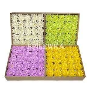 Spilewka 7x6cm 인공 미니 소형 소형 연꽃 25pcs 국화 머리 DIY 웨딩 부케 홈 크리 에이 티브 영원한 꽃 선