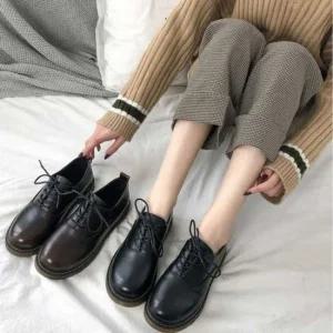 블로퍼 단화 결혼식하객룩 캐주얼 데일리 가을 구두
