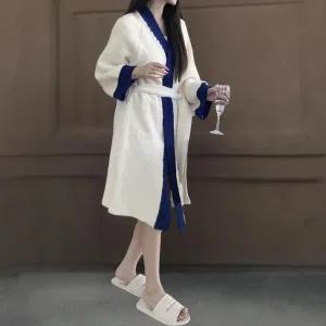 [하프클럽/]여자 클래식 포근 배색 컬러 허리끈 로브 가디건
