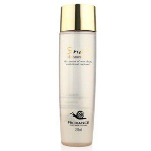 피부를 생기 있게 수분을 채워주는 달팽이 스킨 210ml