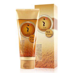 미세하고 고운 거품이 선사하는 황토 폼클렌징 200ml