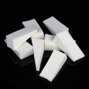 메이크업 퍼프 조각