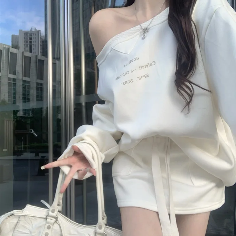 스포티 투피스 세트 원숄더 프린트 긴팔 후드 스커트 하프 스커트 세트 루즈핏 레귤러 두께 면 00%