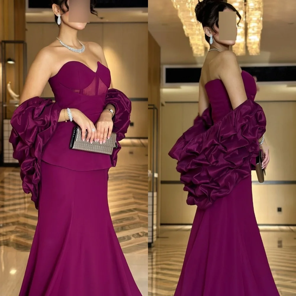 맞춤형 절묘한 스파클 저지 셔링 프릴 인어 스윗하트 스윕 롱 드레스 맞춤형 행사 드레스 사이즈 이용 가능