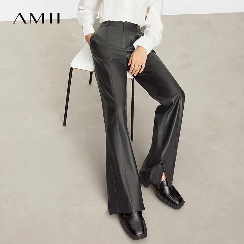 AMII 미니멀리스트 캐주얼 여성용 바지 2025 가을 의류 PU 가죽 루즈 스트레이트 팬츠 슬릿 오피스룩 트라우저 12343250