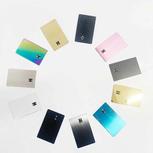 4442 칩 슬롯 듀얼 인터페이스 NFC 금속 신용 카드(안테나 내장, hico 스트립 및 비접촉 결제용 서명 포함)