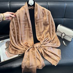 2025 새로운 디자인 브랜드 봄 여성 스카프 패션 기하학 인쇄 Hijabs 스카프 숙녀 Shawls 및 랩 Pashmina Stoles