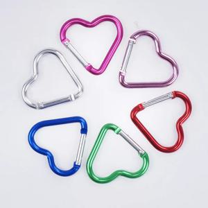 1 Pcs 하트 모양의 알루미늄 Carabiner 열쇠 고리 클립 야외 열쇠 고리 후크 물병 교수형 버클 여행 키트 액세서리