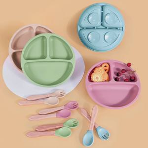 TYRY.HU 3PCS 아기 실리콘 먹이 세트 BPA 무료 흡입 플레이트 분할 플레이트 스푼 포크 실리콘 Bibs 어린이 식기