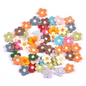 50Pcs 귀여운 다채로운 꽃 Appliqued DIY 용품 레이스 웨딩 의류 바느질 액세서리 수제 장식 1.5cm C3374