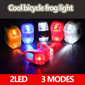 자전거 개구리 미등 LED SiliconeBike 후면 조명 방수 야간 사이클링 안전 산악 자전거 액세서리 플래시 경고등