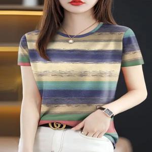 패셔너블한 엄마용 아이스 실크 반팔 여성 상의 여름 2025 신상 한국 스타일 프린트 슬림핏 배 가리기 포켓 손수건