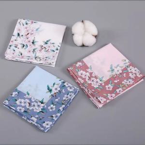 12Pcs 손수건 여성은 그들을 사용하여 땀을 닦습니다. 구식 오래된 면 순수 성인 땀 닦기 시대 향수 땀 수건 43*43cm