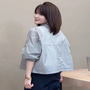 가벼운 밀라노 스타일 여성 여름 캐주얼 루즈핏 숏 코트 자외선 차단 탑 패셔너블 다용도 폴리에스터 섬유