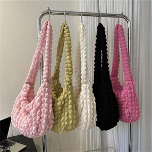 격자 무늬 퀼트 숄더 백 귀여운 Pleated Bubbles 대용량 겨드랑이 가방 수 놓은 솔리드 컬러 크로스 바디 백 여성