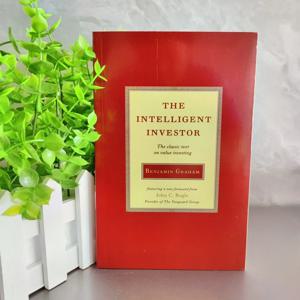 The Intelligent Investor 성인 재무 관리를 위한 가치 투자에 관한 결정적인 책 독서 책