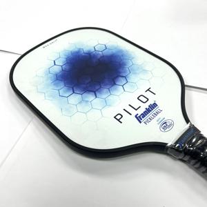 공장 직판 10MM 폴리프로필렌 코어 유리섬유 맥스 그립 표면 내구성 에지 가드 피클볼 패들 라켓