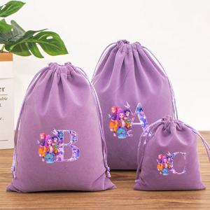 KPop 악마 사냥 시리즈 Drawstring 가방 보라색 문자 A-Z 여성 방진 메이크업 가방 귀여운 캔디 스낵 파우치 생일 선물
