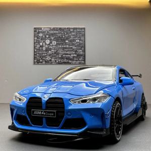1:32 BMW M4 쿠페 합금 스포츠카 모델 다이캐스트 및 장난감 차량 금속 장난감 자동차 모델 사운드 라이트 시뮬레이션 컬렉션 선물