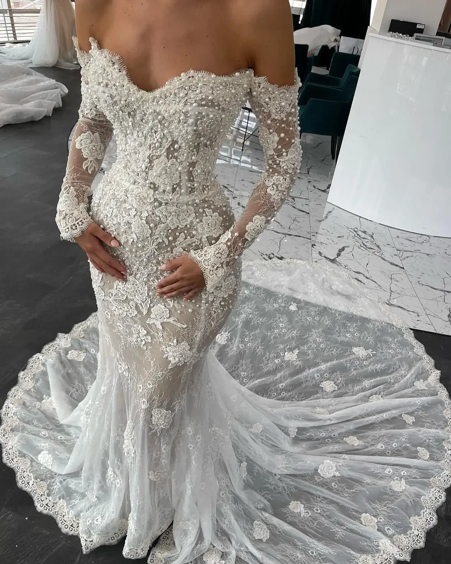 사용자 정의 우아한 인어 웨딩 드레스 섹시한 연인 비즈 아플리케 레이스 신부 가운 만든 스윕 기차 vestidos de novia