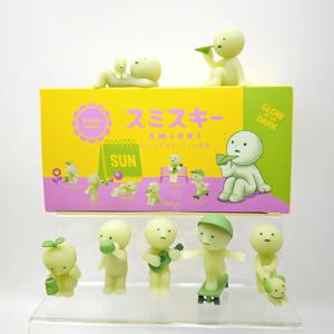 새로운 Smiski 블라인드 박스 장난감 일요일 시리즈 애니메이션 액션 피규어 Kawaii 빛나는 모델 장식품 컬렉션 생일 크리스마스 선물