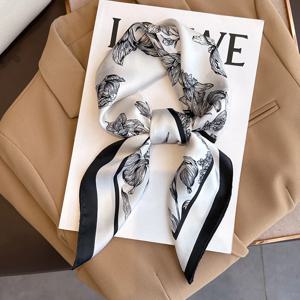 70*70cm 럭셔리 꽃 인쇄 실크 스퀘어 스카프 여성 Foulard Hairband 핸드 가방 리본 헤드 Hijab Neckerchief Headband Bandana