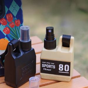 80ml 펌프 스프레이 병 야외 캠핑 하이킹을 위해 리필 가능한 버클 알코올 향수와 휴대용 빈 화장품 용기