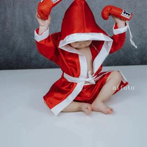 신생아 사진 소품 액세서리 유아 사진 싸움 복싱 장갑 반바지 아기 복서 빨간 가운과 바지 세트