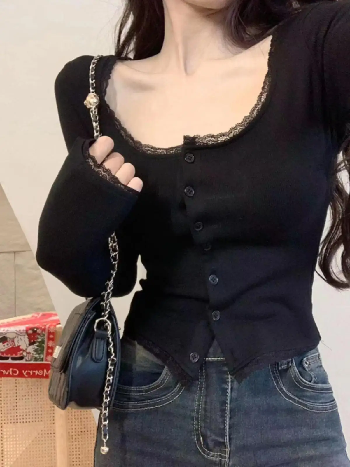 Pure Desire 레이스 트림 스퀘어 칼라 긴 소매 티셔츠 젊은 여성을위한 짧은 스타일 슬리밍 탑 통근 한국 스타일