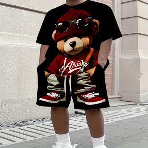 2025년 여름 신작 남성복은 레트로한 테디베어 프린트 라운드넥 티셔츠와 반바지, 니트 폴리에스터 남성복을 특징으로 합니다.