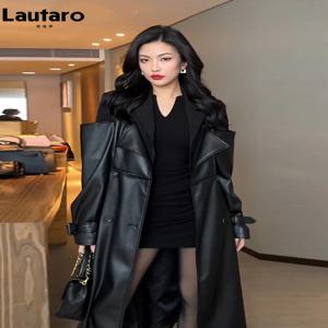 Lautaro 가을 긴 검은 패치 워크 Pu 가죽 트렌치 코트 여성을위한 더블 브레스트 느슨한 세련된 럭셔리 디자이너 의류 2023