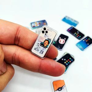 5Pcs 1 6 스케일 인형 액세서리 시뮬레이션 소형 항목 소녀를위한 미니 멀티 스타일 아크릴 휴대 전화 모델 어린이 장난감 척
