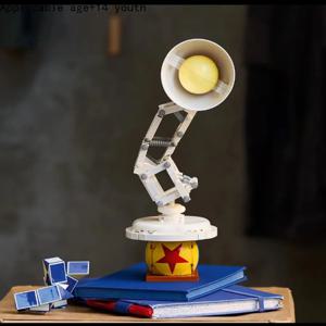 2025NEW moc 613Pcs 레고 21357 아이디어 램프 룸 장식 빌딩 블록 크리 에이 티브 모델 DIY 벽돌 장난감 크리스마스 생일 선물