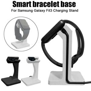 Samsung Galaxy Fit 3 충전 도크 홀더용 스탠드 통합 케이블 관리 슬롯이 있는 팔찌 충전 베이스
