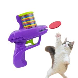 다채로운 플라잉 디스크 세트가 있는 고양이 강아지 장난감, 애완동물 장난감 총 발사기, 새끼 고양이 실내 및 실외 훈련용 인터랙티브 장난감