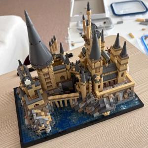 2700 + pcs 마법의 성 마이크로 크기 블록 세트 고딕 건물 DIY 벽돌 모델 어린이를위한 성인 크리스마스 선물 룸 장식품