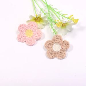 15PCS 새로운 패치 스티커 어린이 가방 헤어 카드 장식 액세서리 도매 패션 니트 다섯 꽃잎 꽃 장식