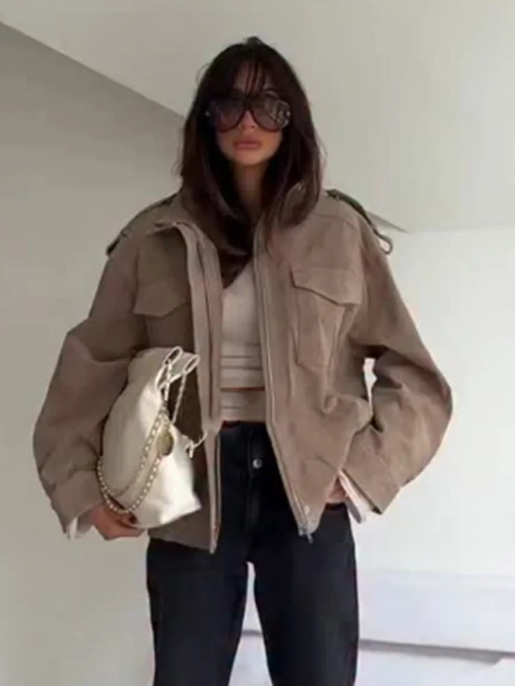 캐주얼 짧은 스웨이드 자켓 여성 패션 세련된 스탠드 칼라 지퍼 포켓 루즈한 아우터 여성 가을 신상 데일리 하이스트릿 자켓