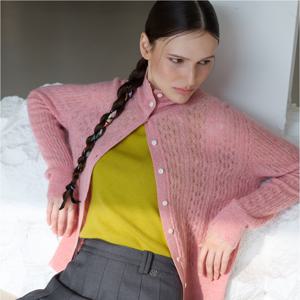 센존블루라벨 25FW 글리터 캐시미어 시어 하이넥 가디건