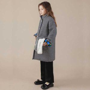 A. 체스헌트 방모 코트 JUWOU02