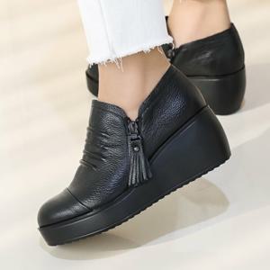 [브리치]  /  천연소가죽 공들인 통굽 부티 슈즈 7cm