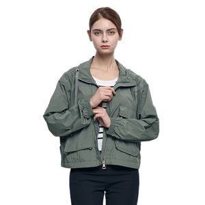 투엘라 드리밍 여성 가오리 크롭 숏 오버핏 후드 야상 자켓(AB42JK020W)