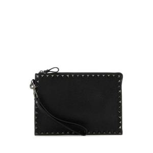 VALENTINO GARAVANI 블랙 가죽 락스터드 클러치 4Y2P0U47BVR 0NO