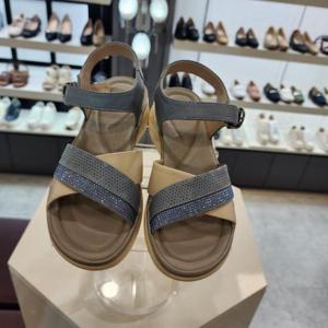 [엘칸토]엘칸토 HC10 여성컴포트오픈샌들네이비 LCWW28U42659 (4