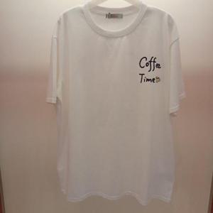 Latium HC06 깔끔한 루즈핏 엉덩이길이 5부 모닝박스 라운드 반팔 면티 T2523ts11W