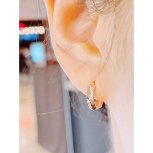 미니골드 14K 헥사곤 큐 귀걸이 ETRM4345
