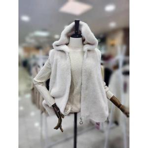 스테파니 세이브존08 벌룬 후드 조끼 무스탕 A24JK4409