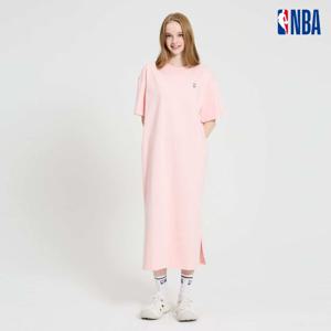 [엔비에이]N252TO711P 여성 루즈핏 PLAY 로고맨 싱글 롱 반팔 원피스