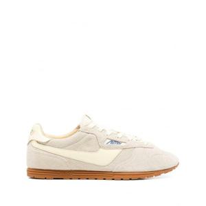 [AUTRY] 라프리마 남성 스니커즈 Windspin WSLMUB 01 SUEDE/LEAT WIFE/RUT /9