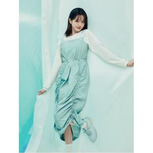 아이더 (DWM25270) [장원영 착장] 여성 시어 나일론 경량 우븐 슬리브리스 원피스